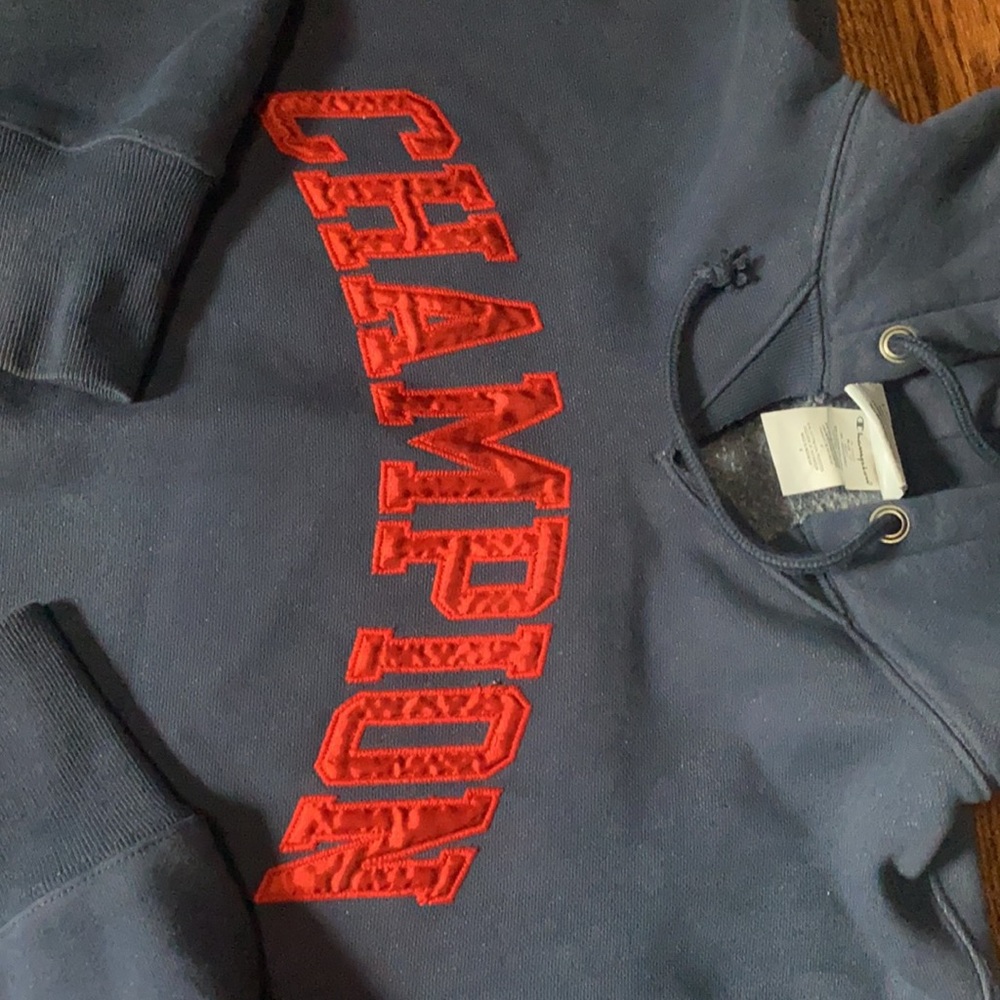 Cropped sweatshirt - Picture 2 of 5